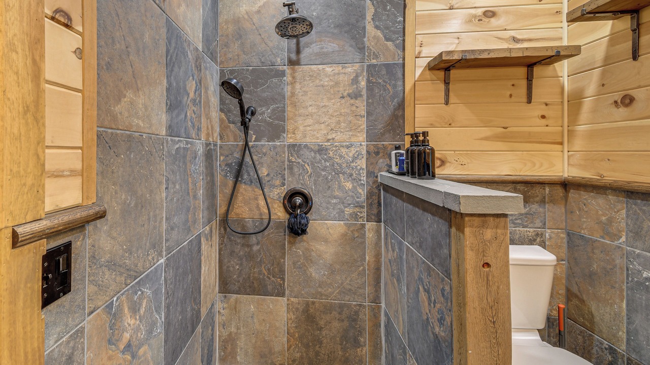 Photo of Bathroom in Cameron