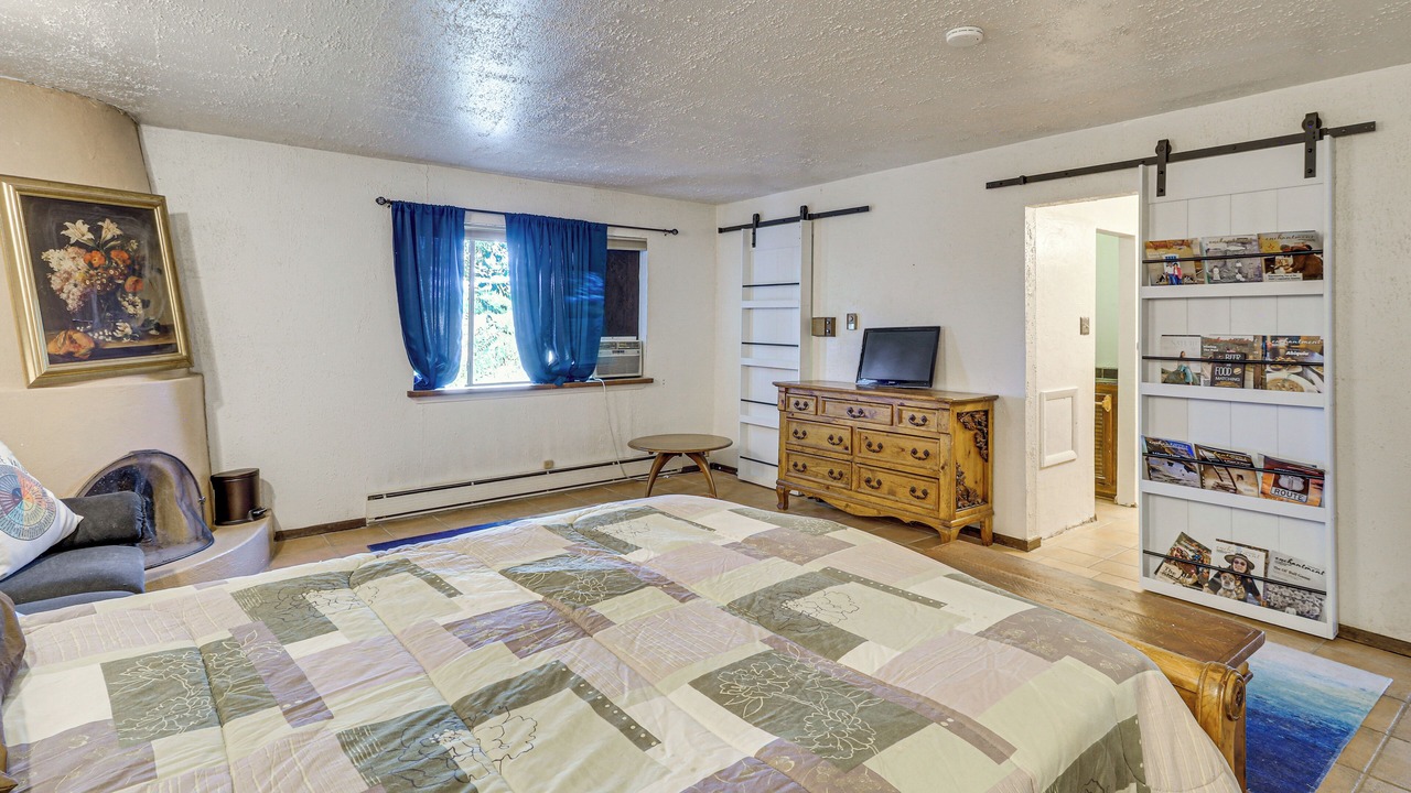 Photo of Bedroom in Polvadera