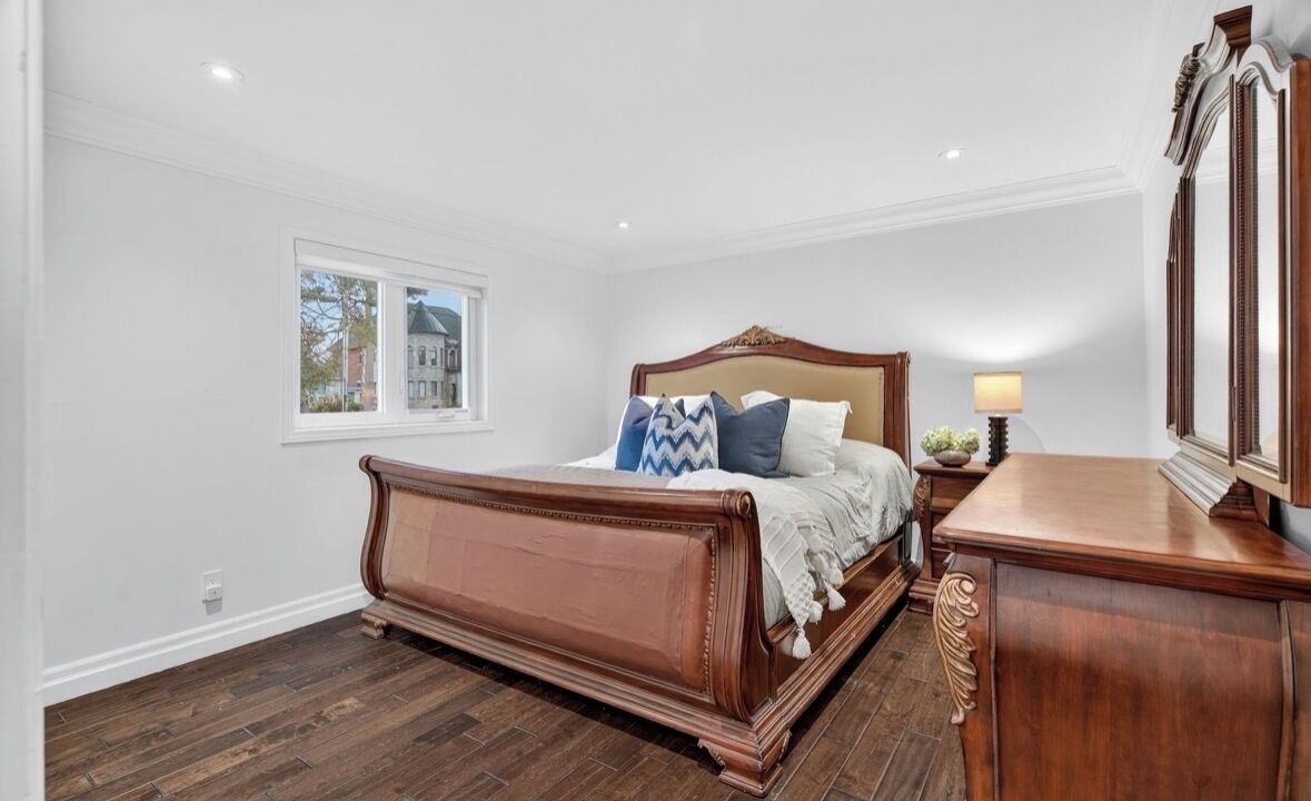Photo of Bedroom in Richmond Hill