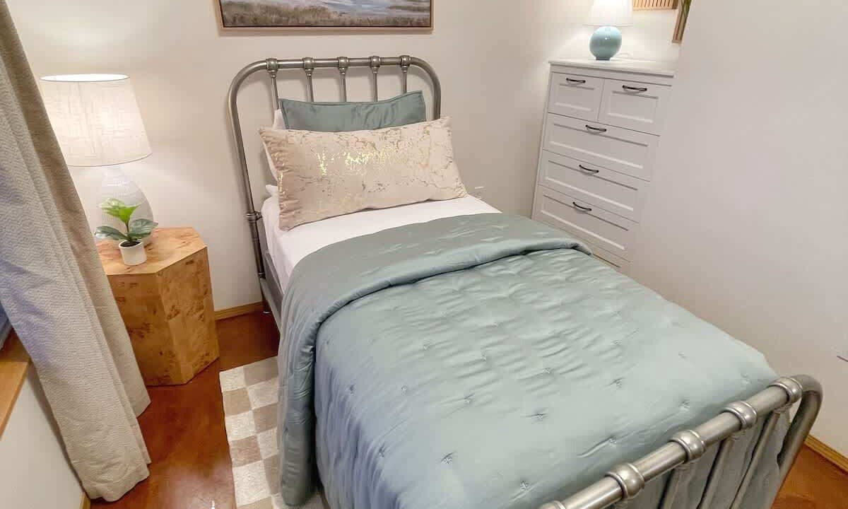 Photo of Bedroom in Palmer