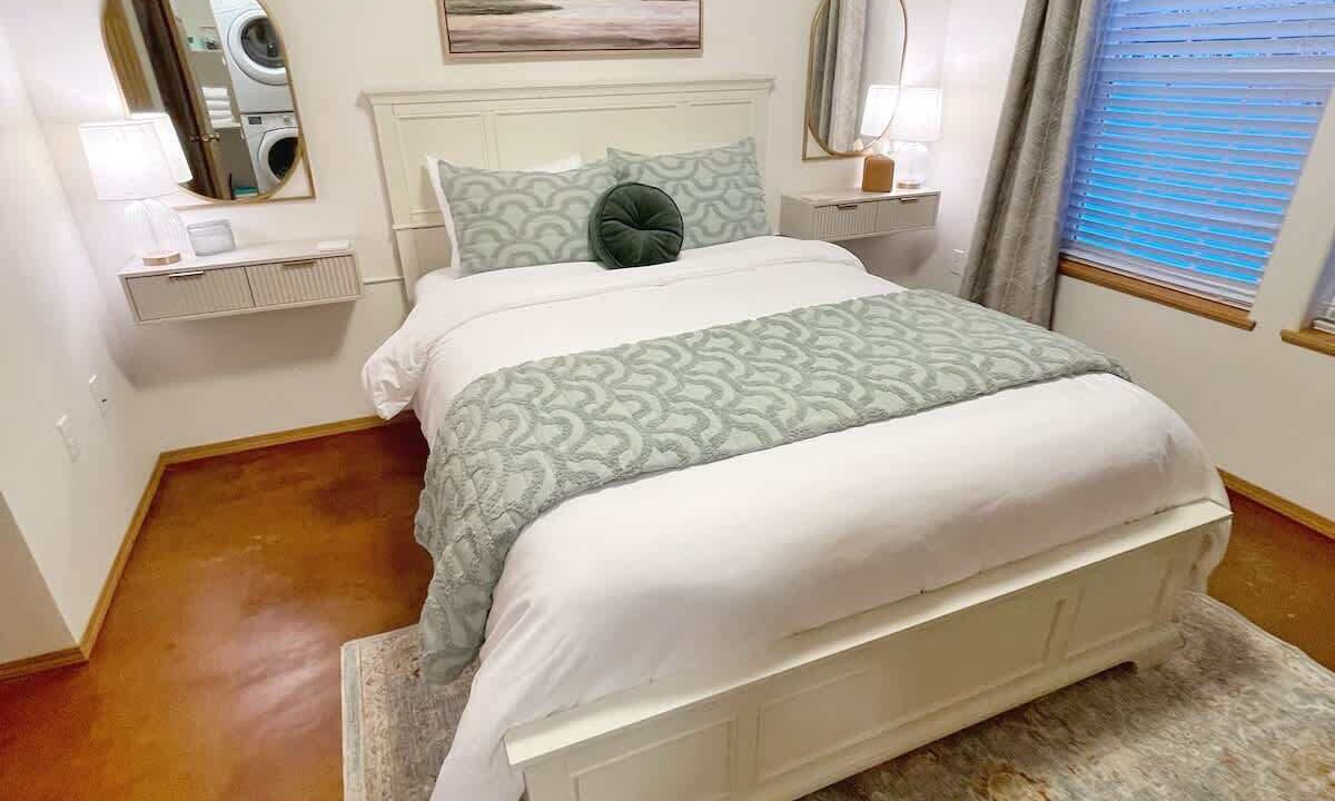Photo of Bedroom in Palmer