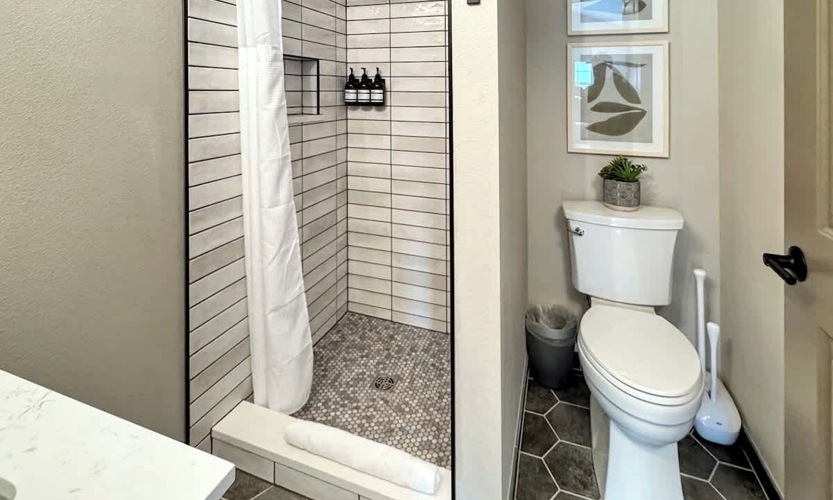 Photo of Bathroom in Palmer