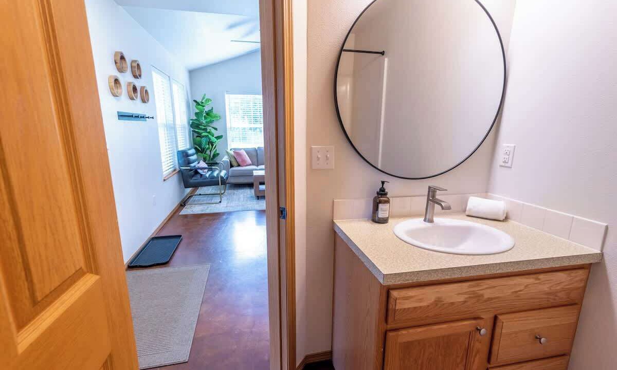 Photo of Bathroom in Palmer