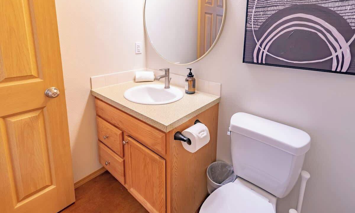Photo of Bathroom in Palmer