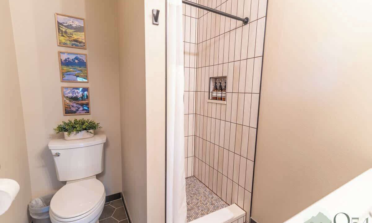 Photo of Bathroom in Palmer
