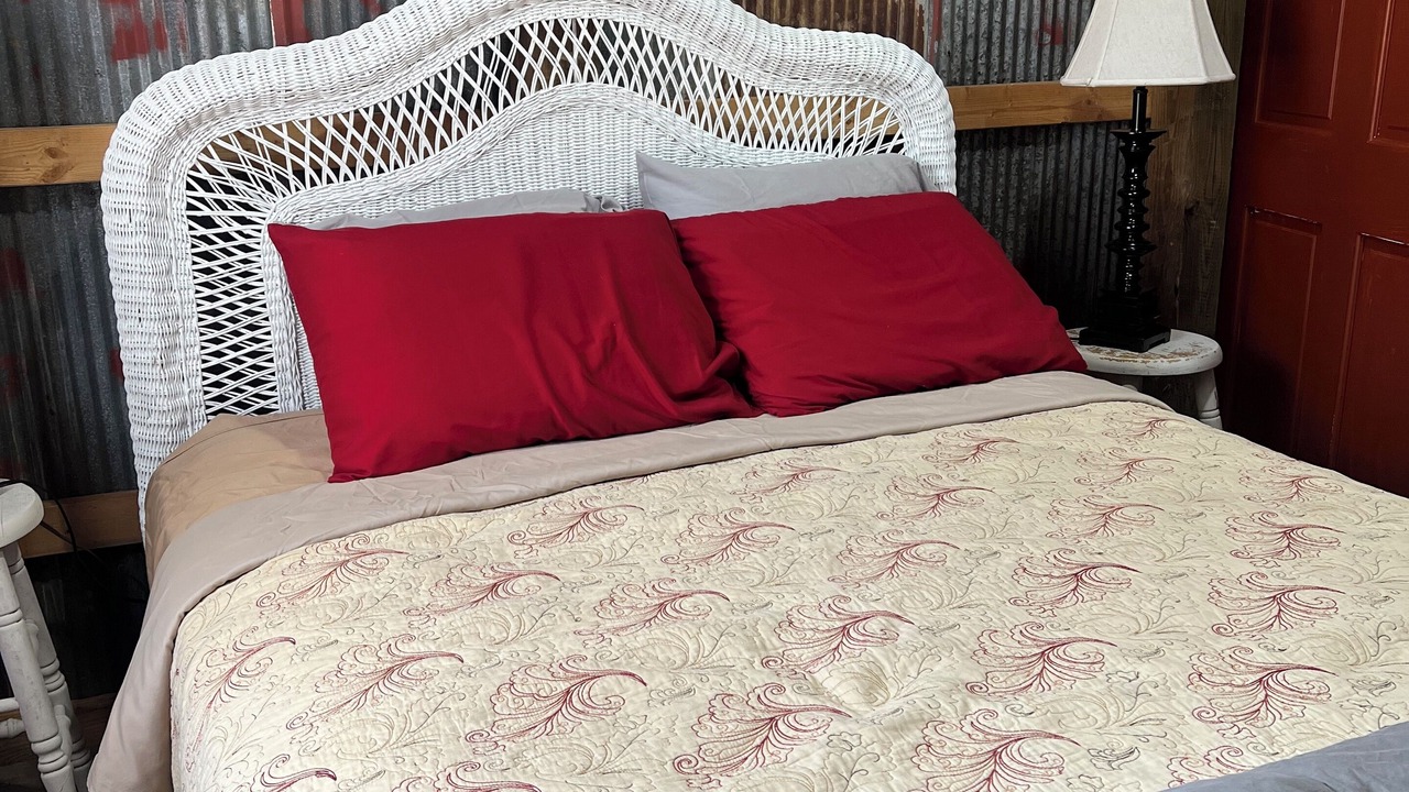 Photo of Bedroom in Rogersville