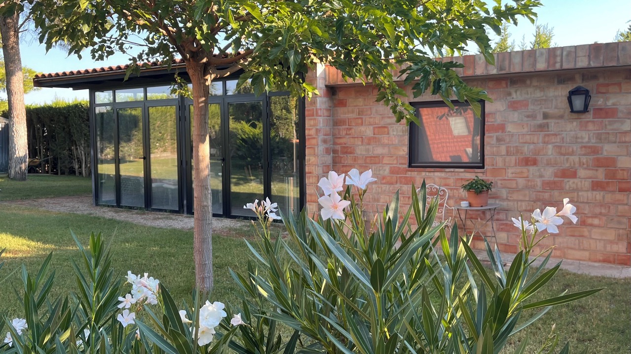 Photo of Outdoor in Las Lomas