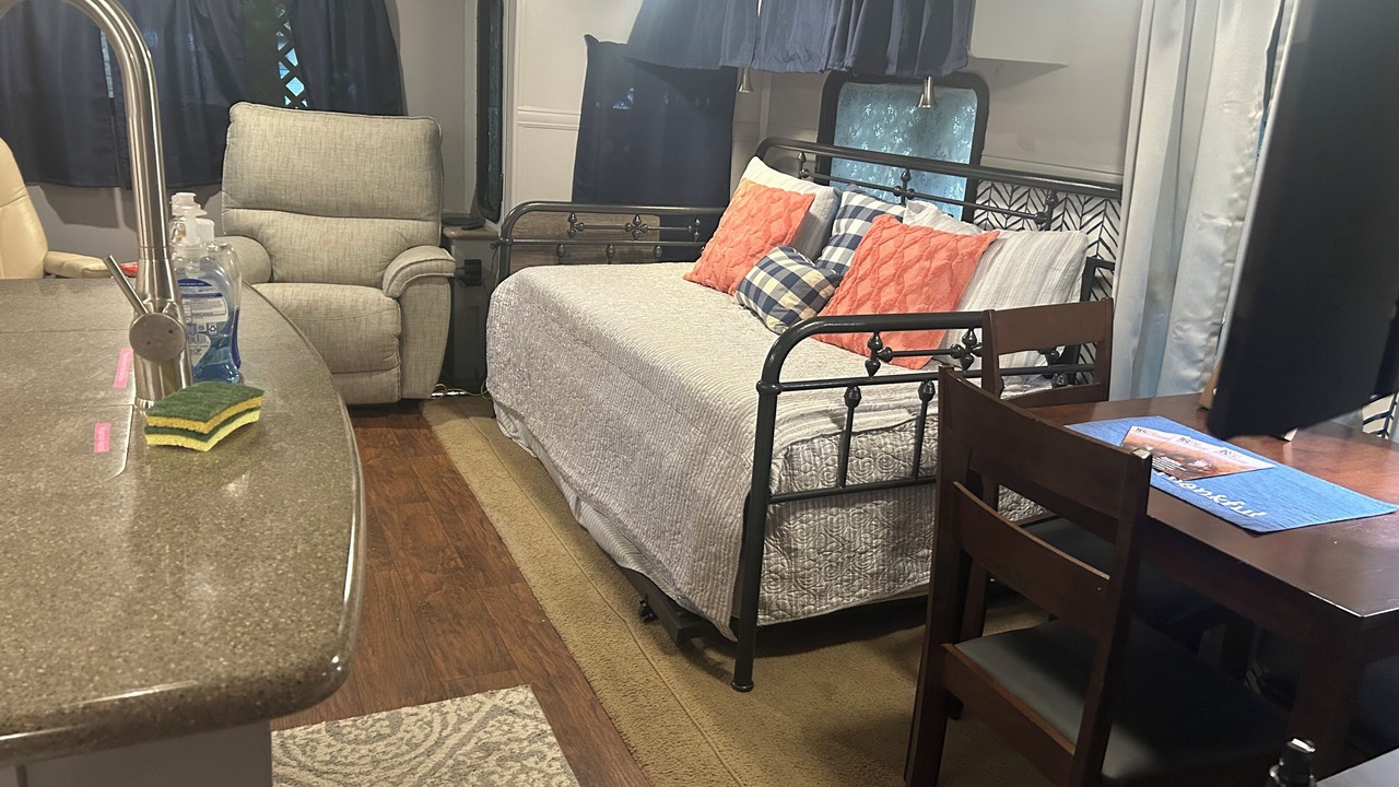 Photo of Bedroom in Flint Creek