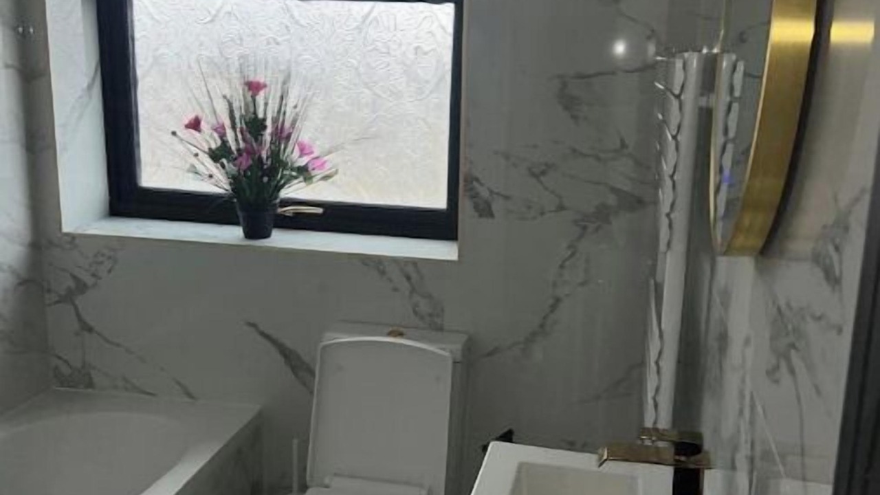 Photo of Bathroom in Havering