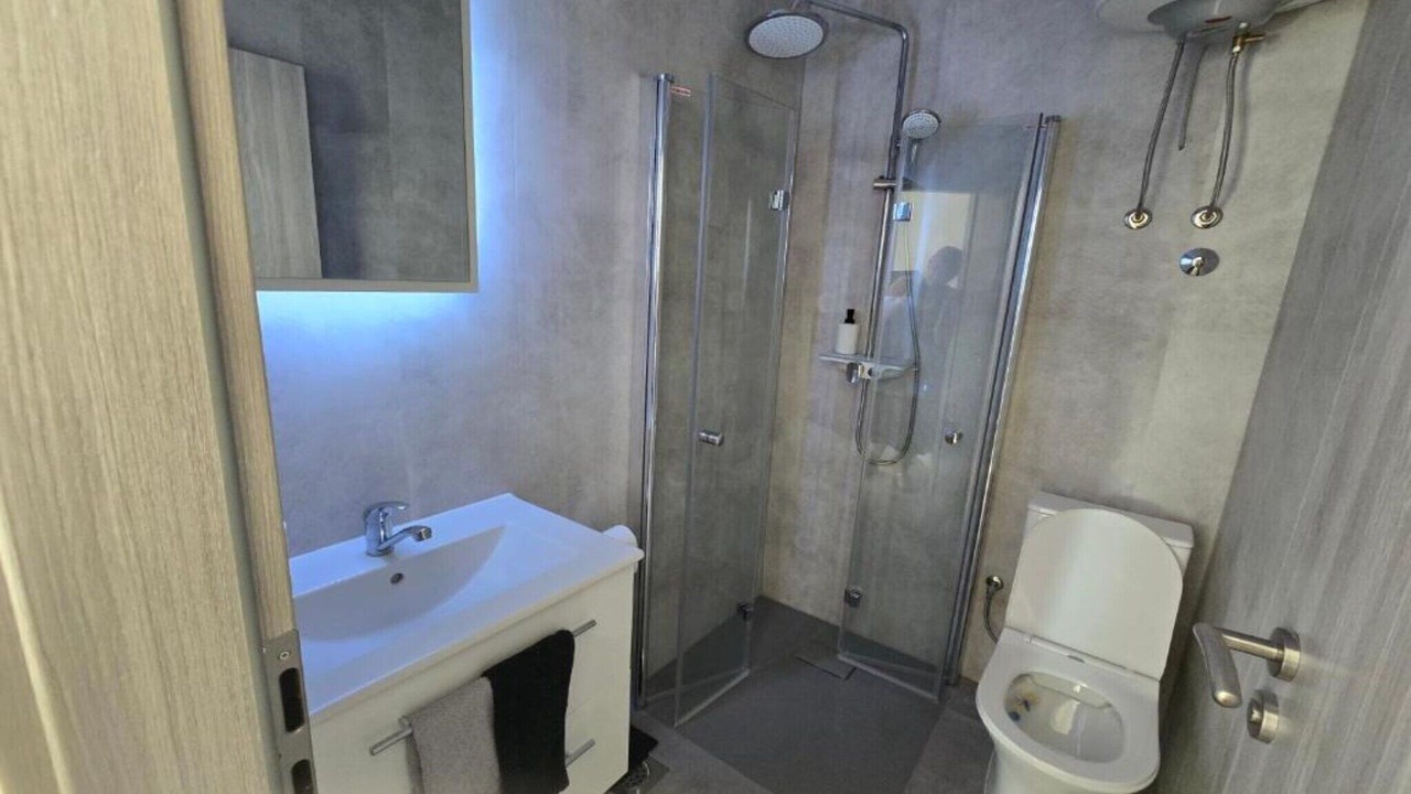 Photo of Bathroom in Cove Parja
