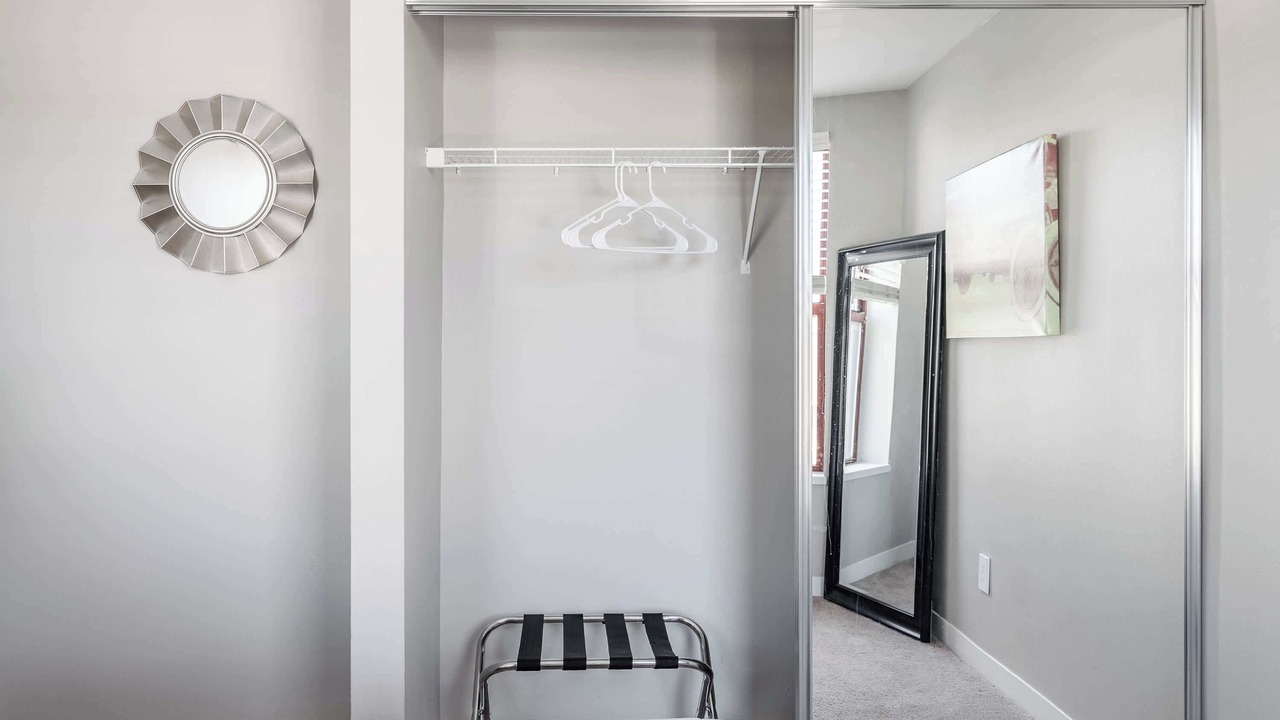 Photo of Bedroom in Chatham-Arch