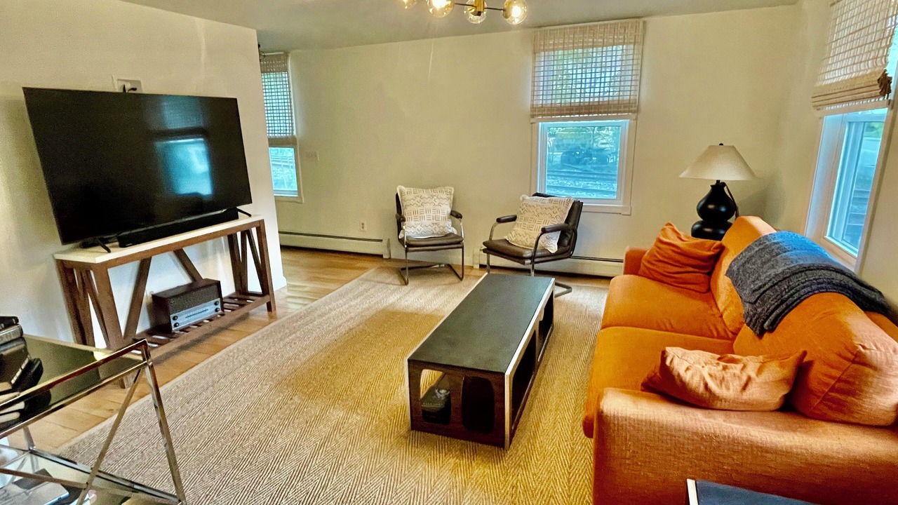 Photo of Livingroom in Proctorsville