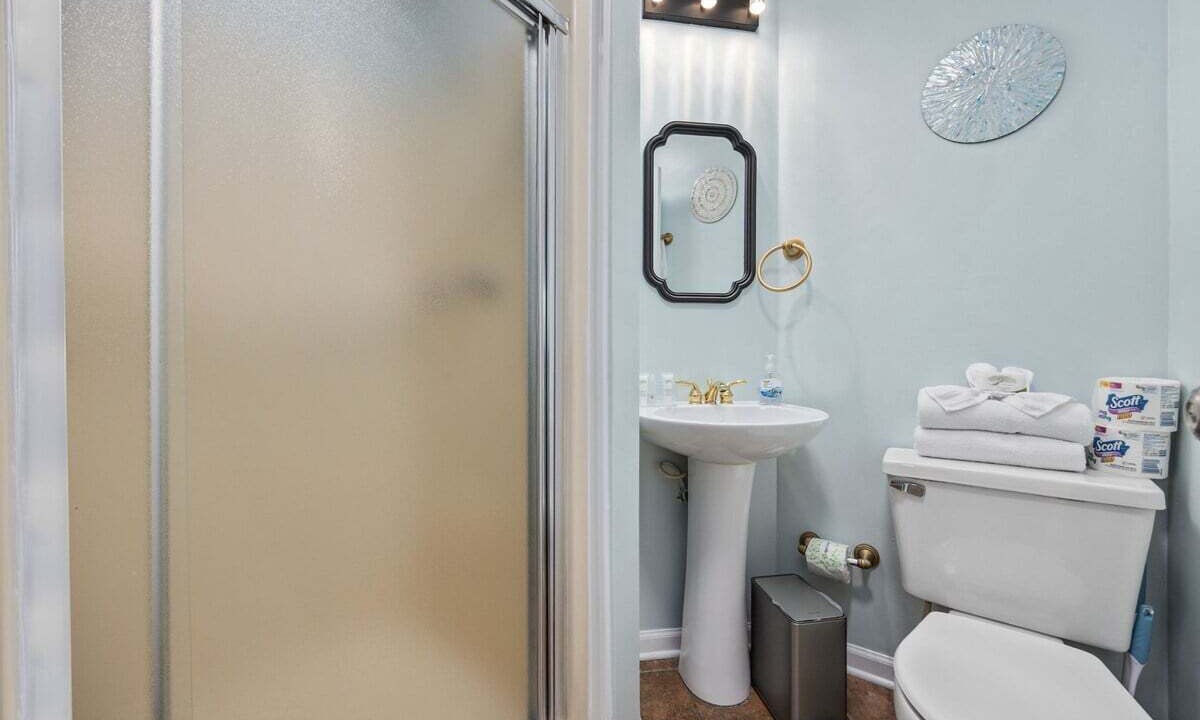 Photo of Bathroom in Cherry Grove Beach
