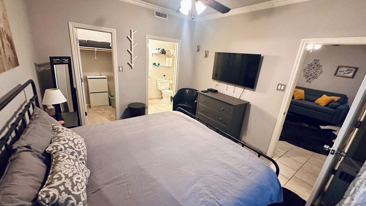 Photo of Bedroom in Lago Vista