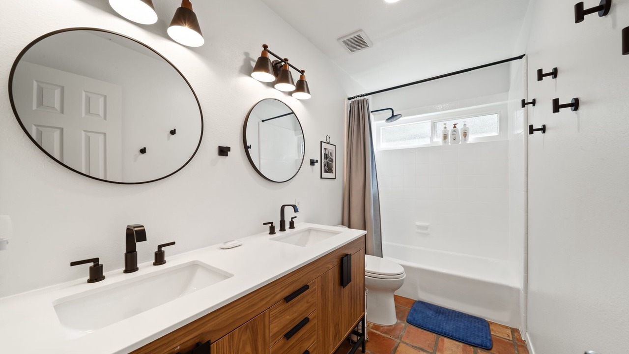 Photo of Bathroom in Hidden Valley