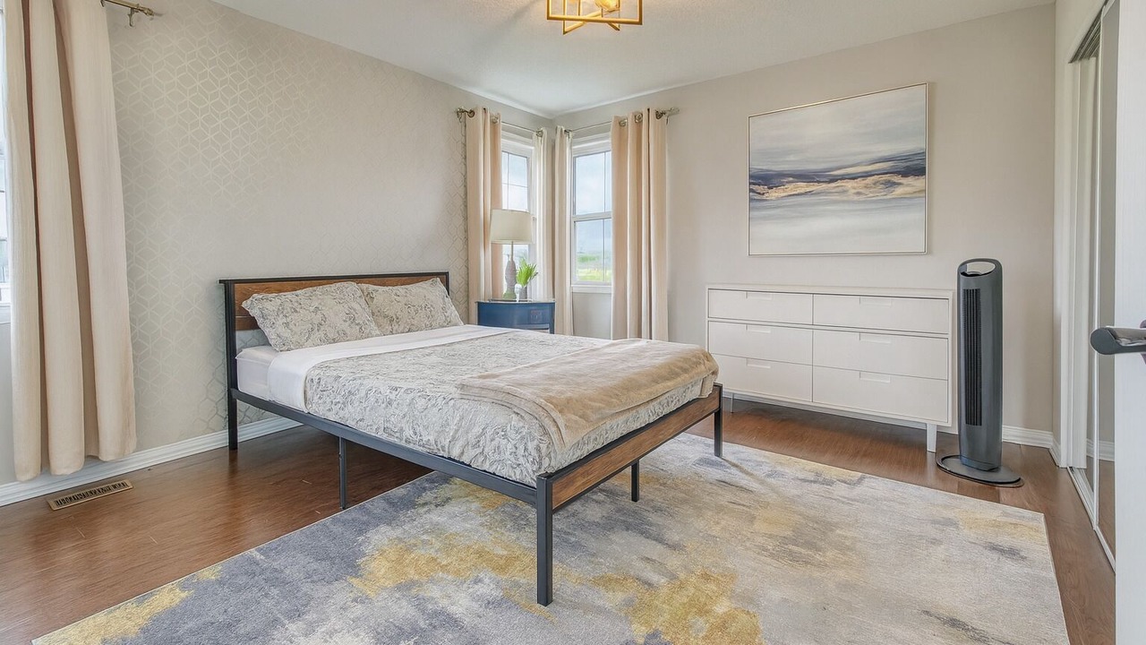 Photo of Bedroom in Signal Hill
