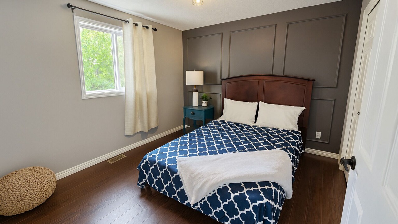 Photo of Bedroom in Signal Hill