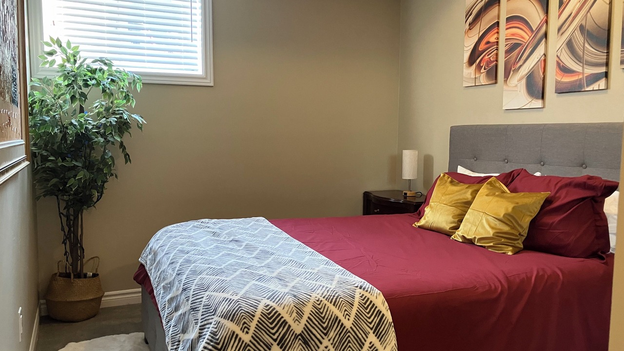 Photo of Bedroom in Ottawa Division