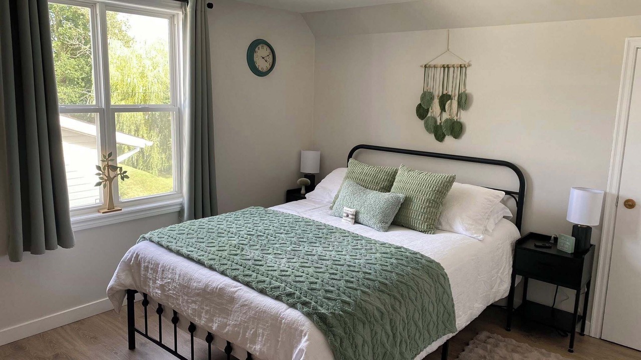 Photo of Bedroom in Lewisporte