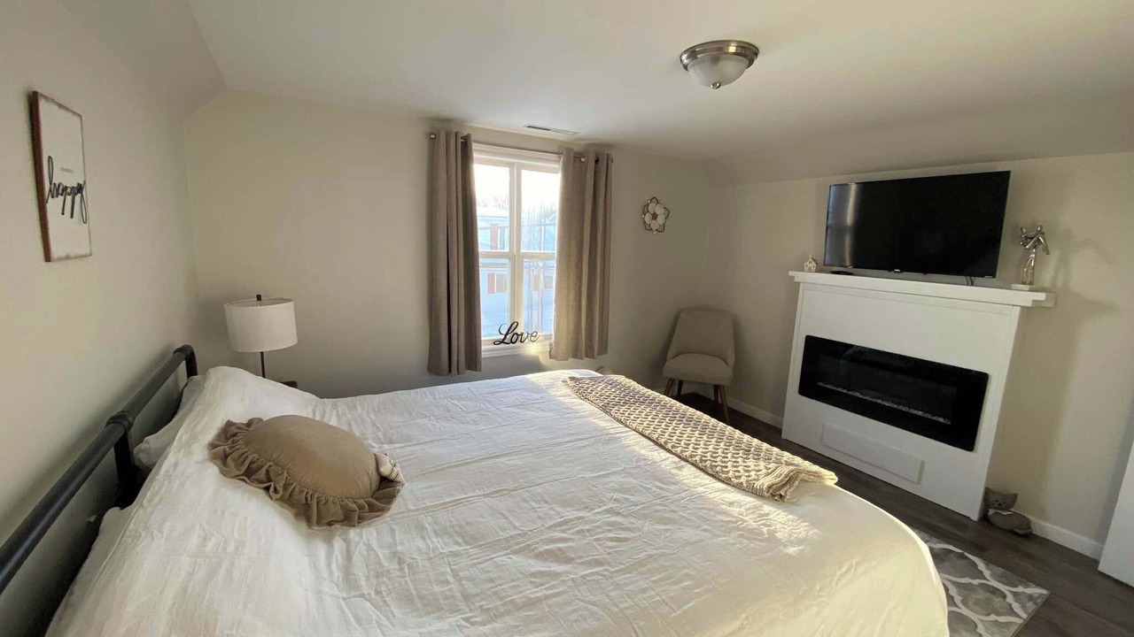 Photo of Bedroom in Lewisporte