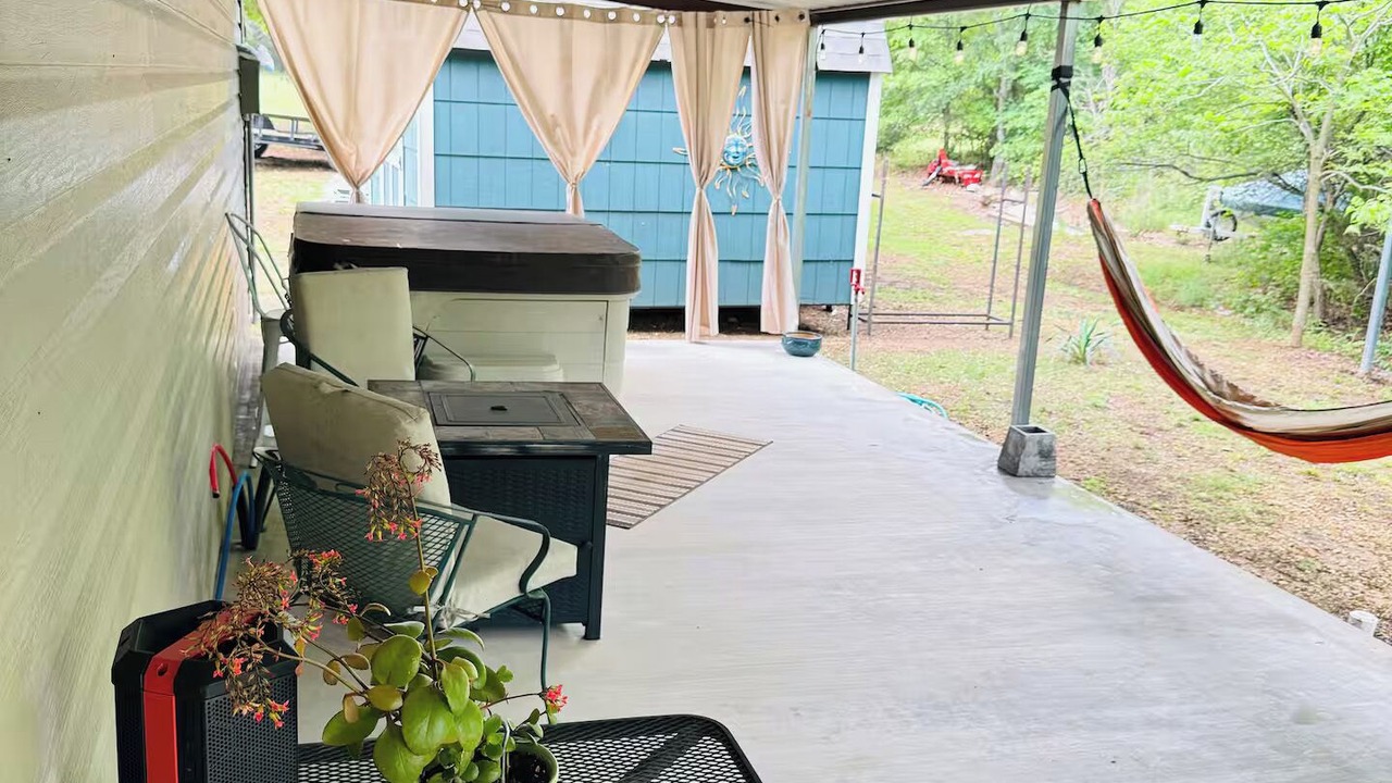 Photo of Patio Balcony in Sulphur
