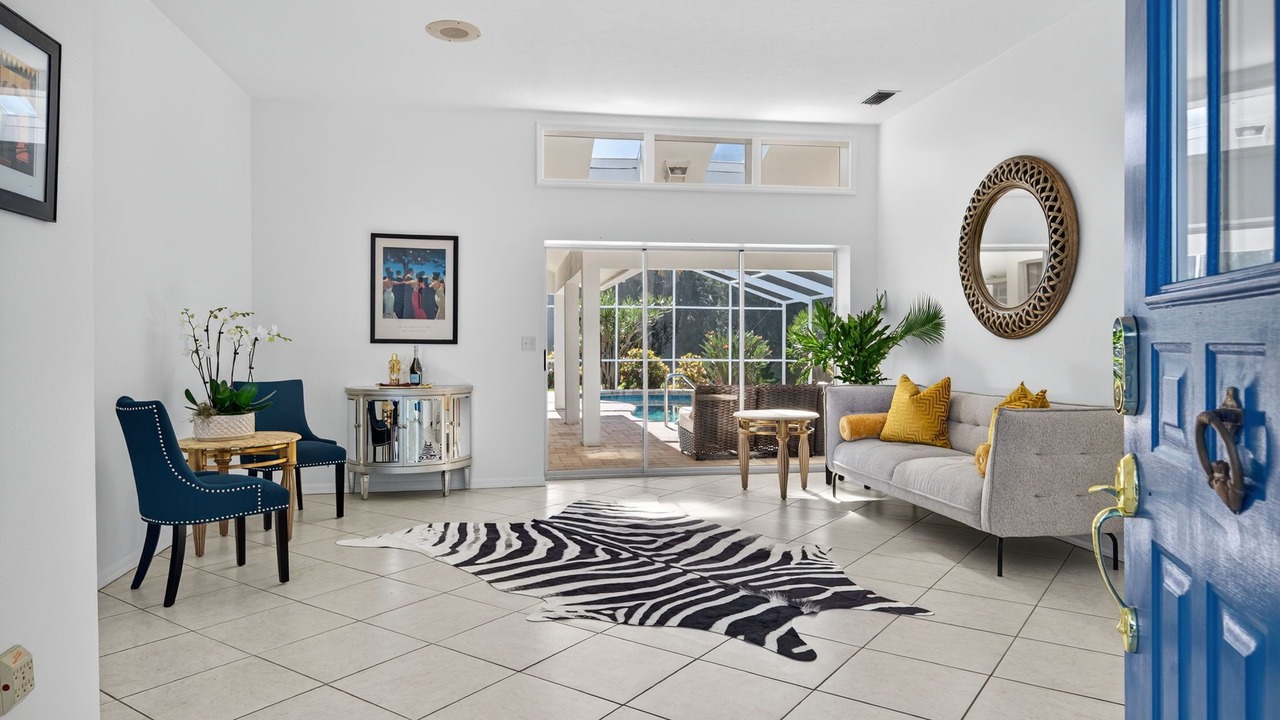 Photo of Livingroom in South Gate Ridge