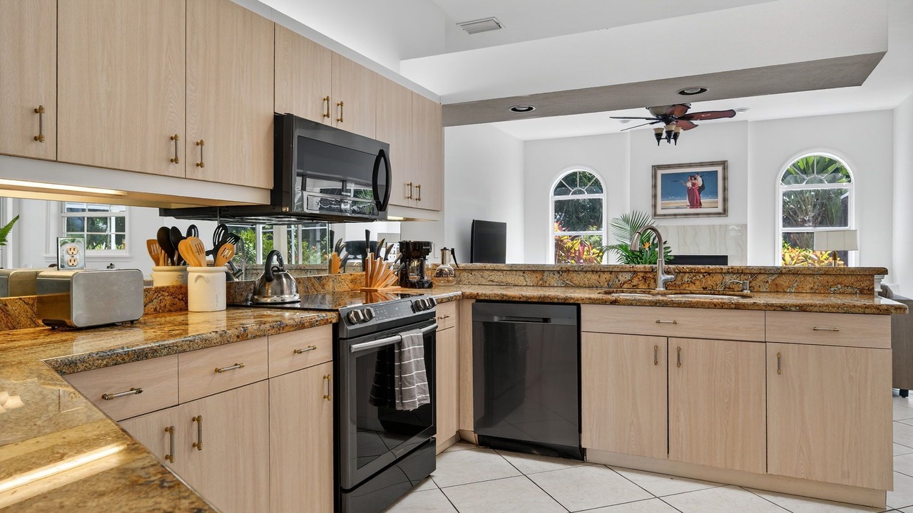Photo of Kitchen in South Gate Ridge