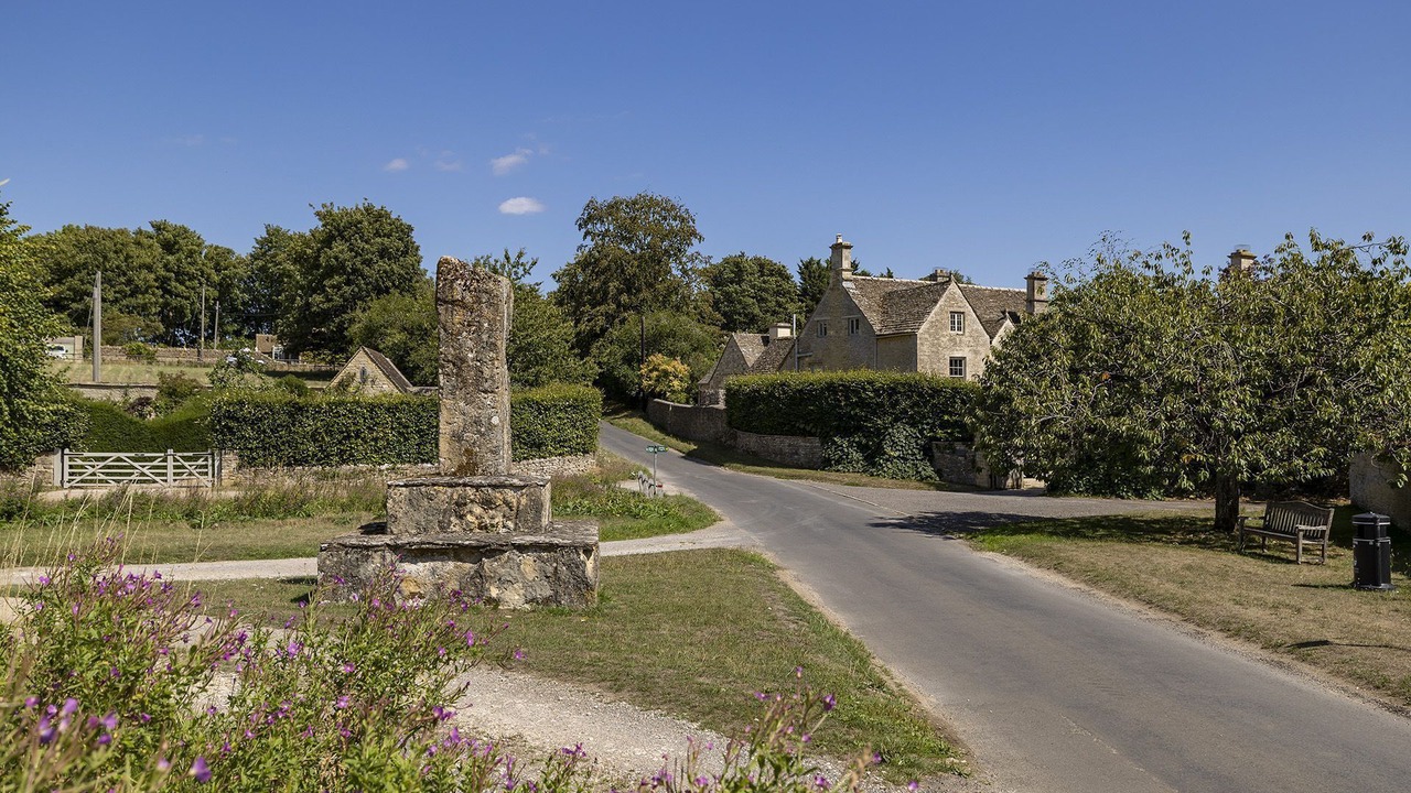 Photo of Others in Burford