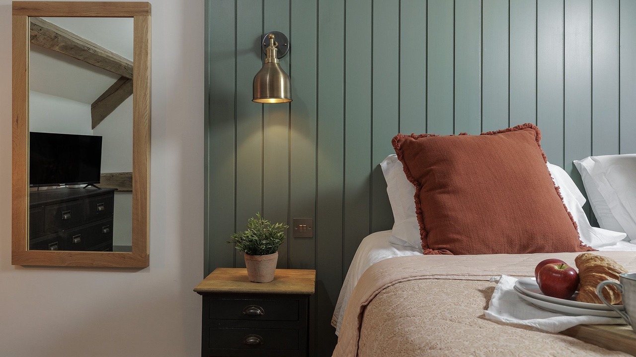 Photo of Others in Burford