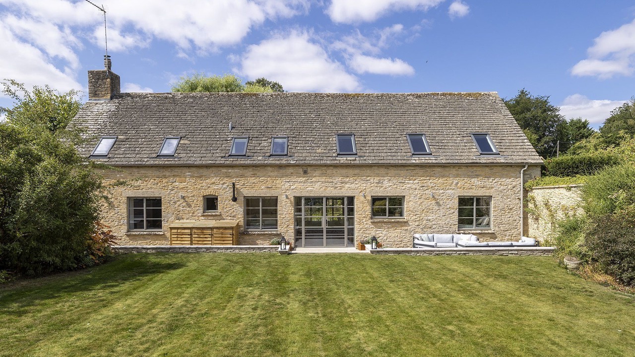 Photo of Others in Burford