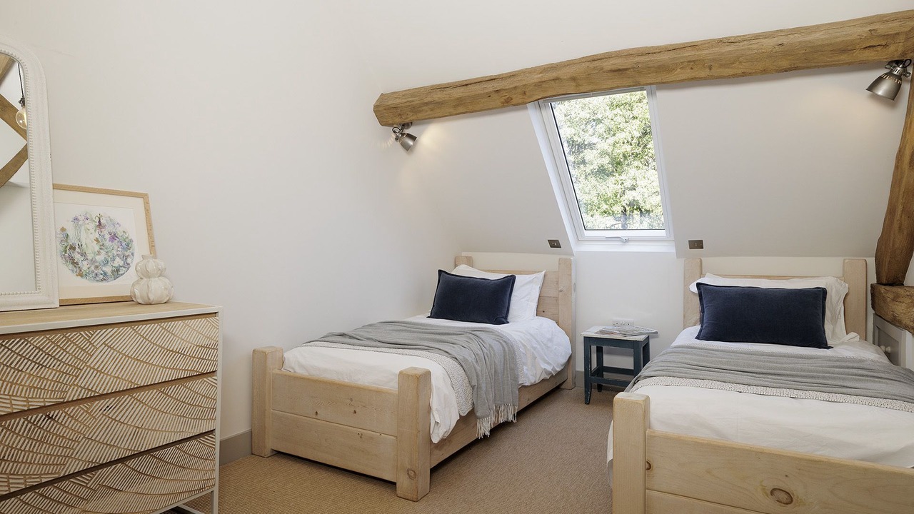 Photo of Others in Burford