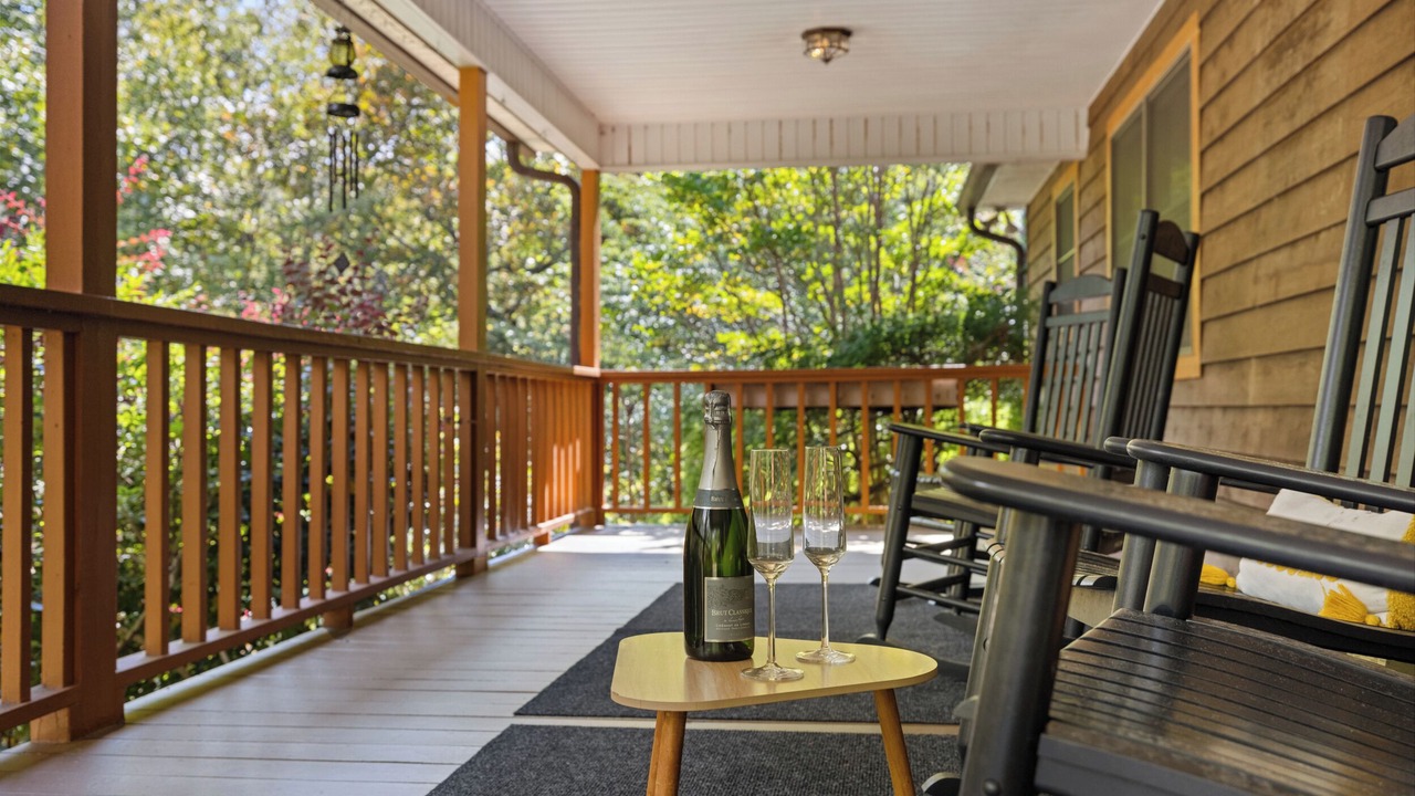 Photo of Patio Balcony in Hayesville