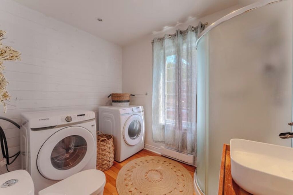 Photo of Bathroom in Louiseville