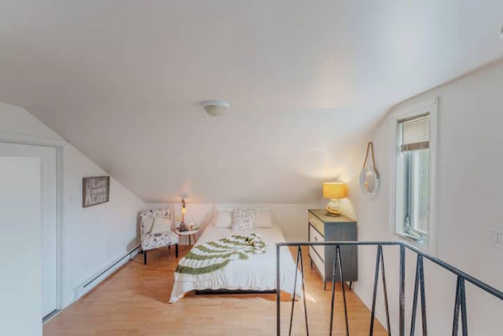 Photo of Bedroom in Louiseville