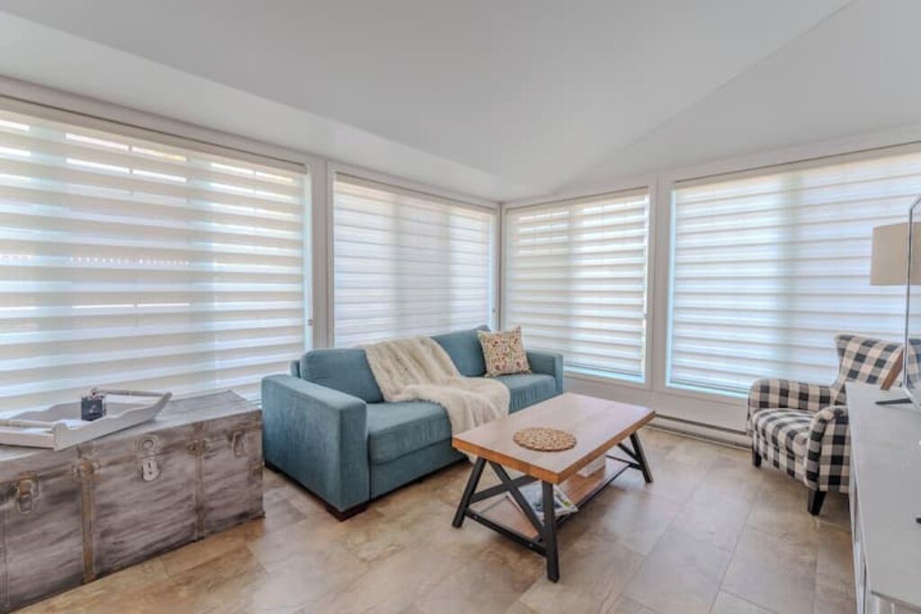 Photo of Livingroom in Louiseville