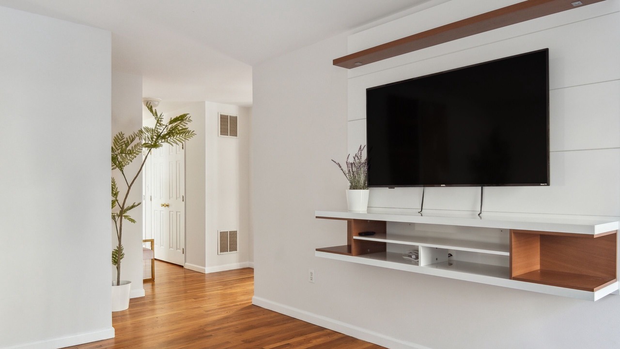 Photo of Others in White Plains