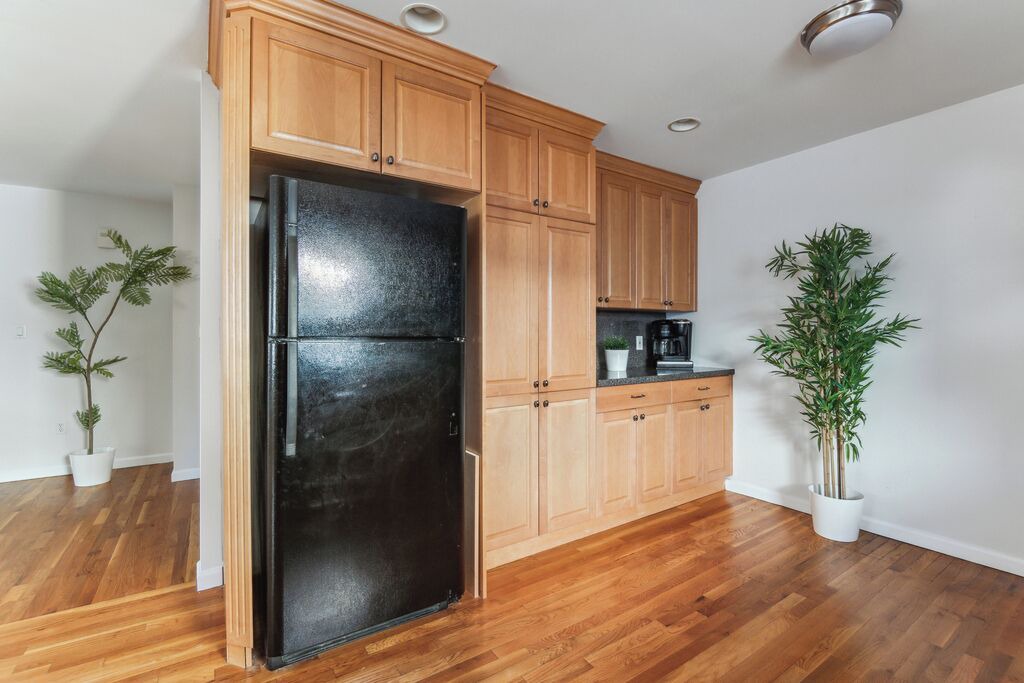 Photo of Others in White Plains