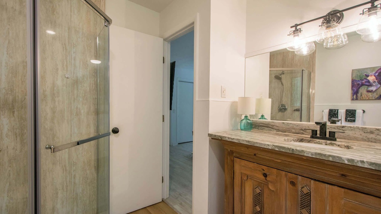Photo of Bathroom in Hendersonville