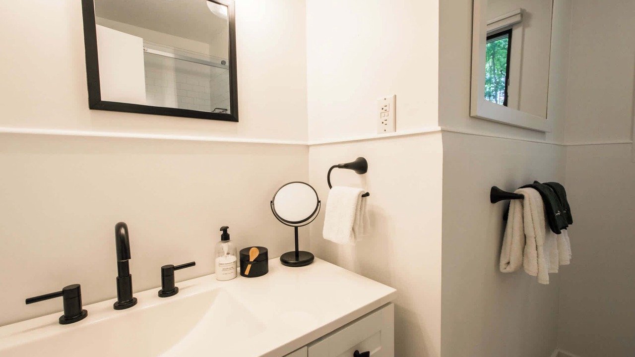 Photo of Bathroom in Hendersonville