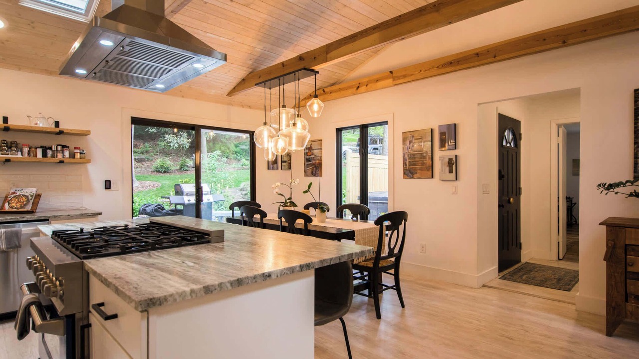 Photo of Kitchen in Hendersonville