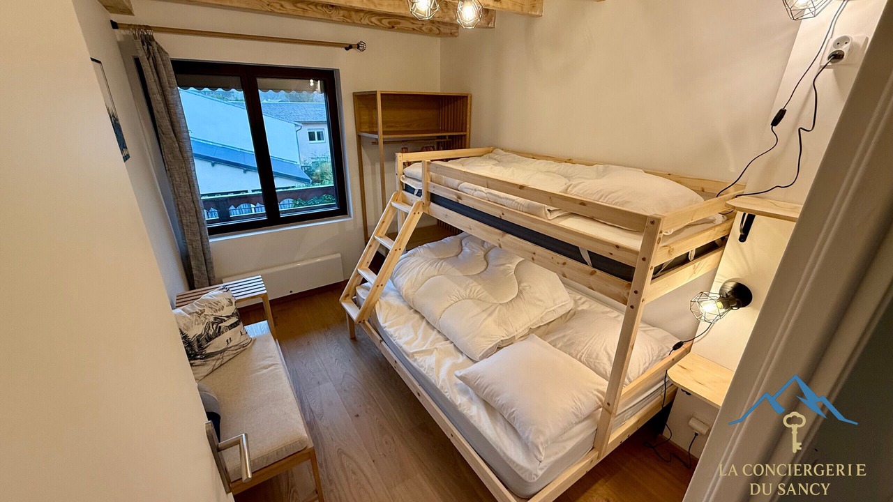 Photo of Bedroom in Mont-Dore