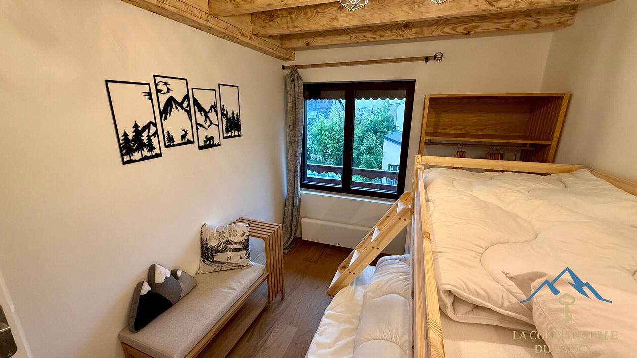 Photo of Bedroom in Mont-Dore