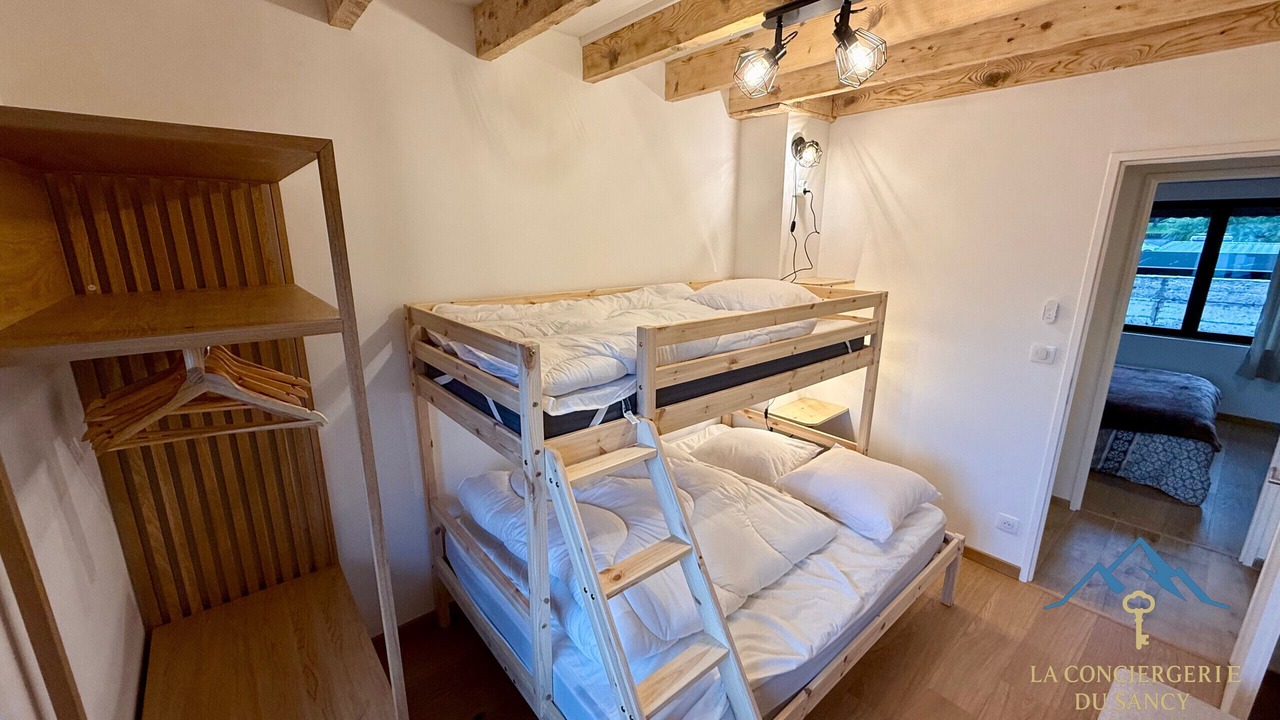 Photo of Bedroom in Mont-Dore