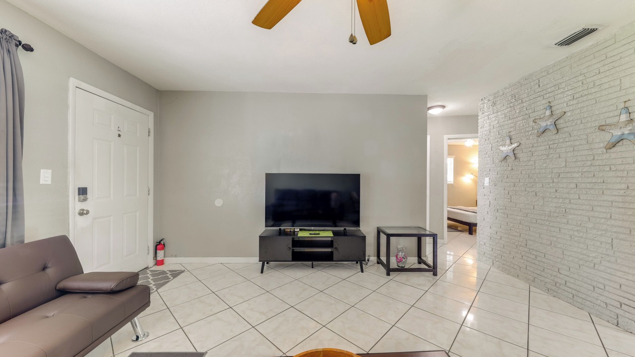Photo of Livingroom in Miramar