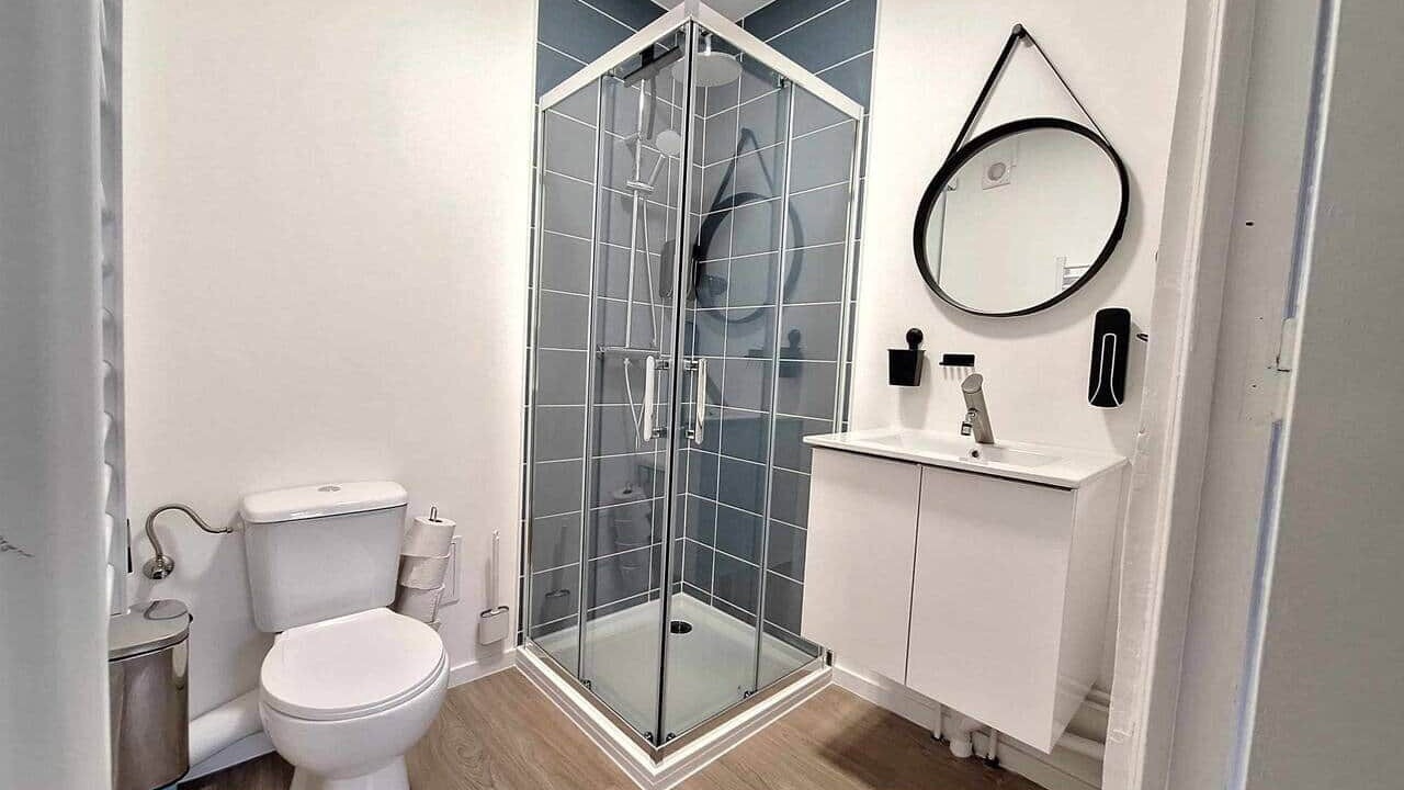 Photo of Bathroom in Homecourt