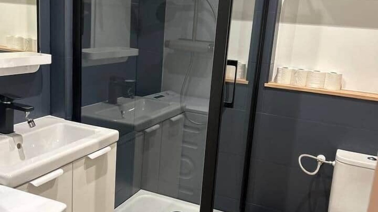Photo of Bathroom in Patrotte Metz-Nord