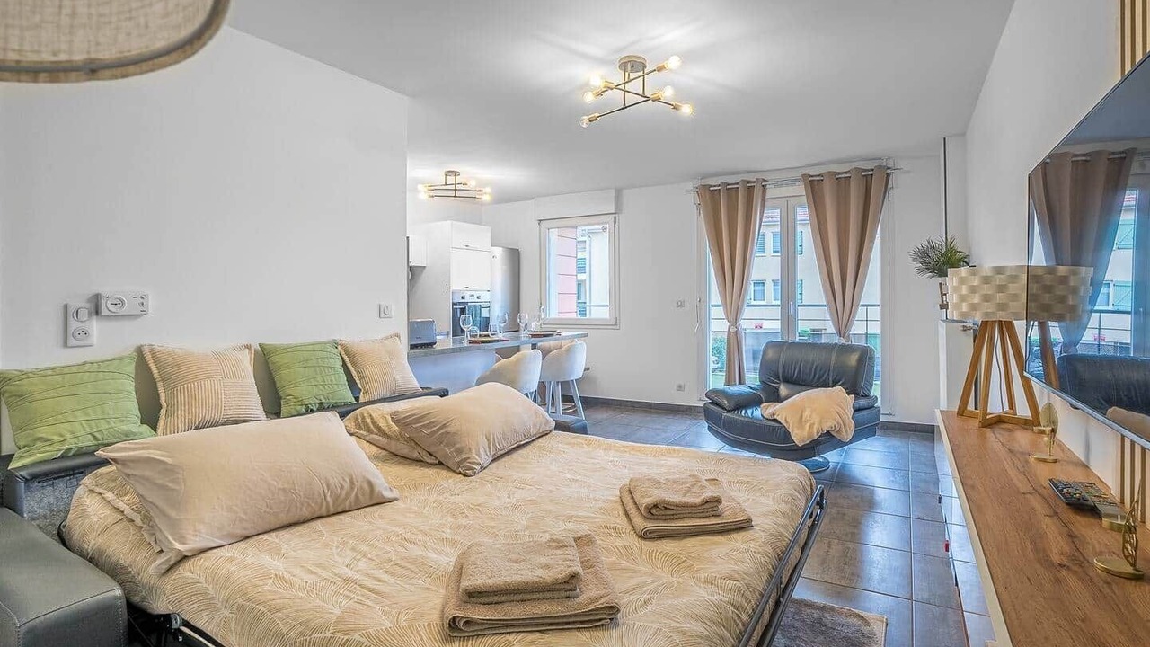 Photo of Bedroom in Woippy