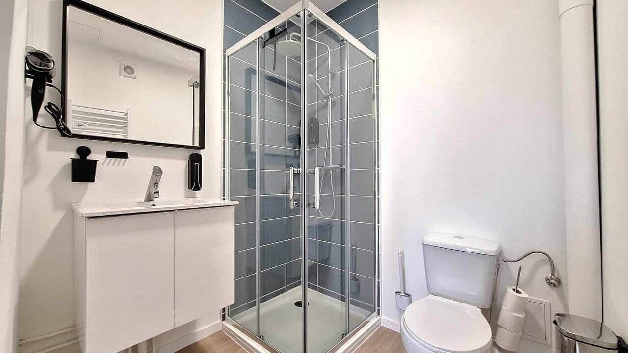 Photo of Bathroom in Homecourt