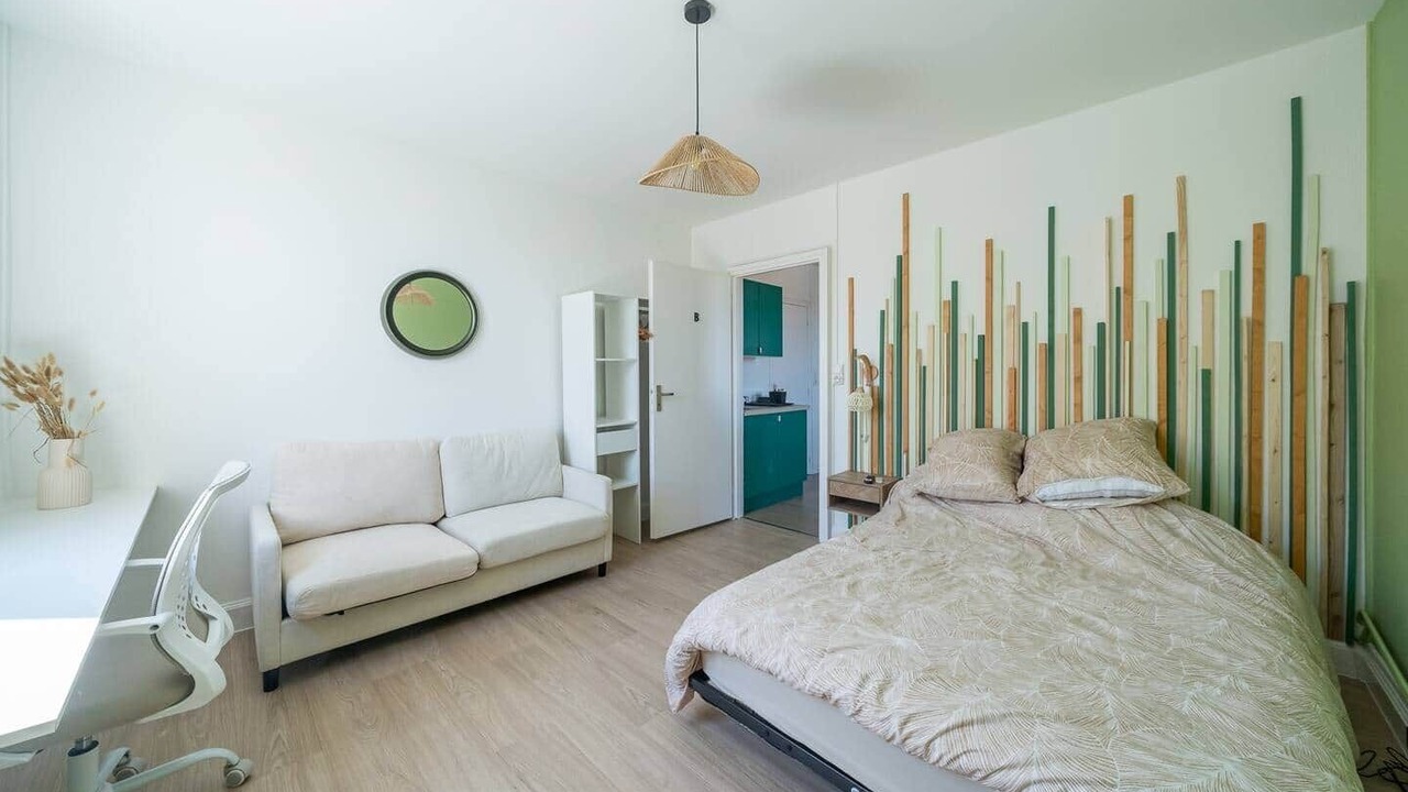 Photo of Bedroom in Homecourt