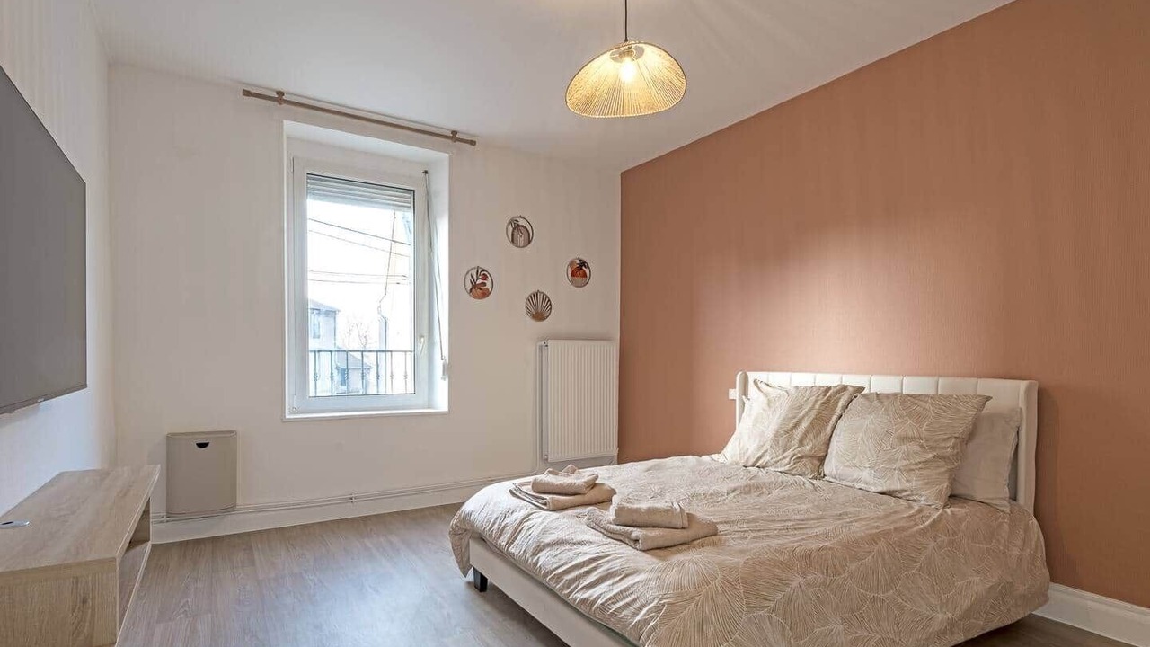 Photo of Bedroom in Homecourt